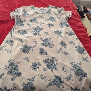 Lularoe floral dress with pockets